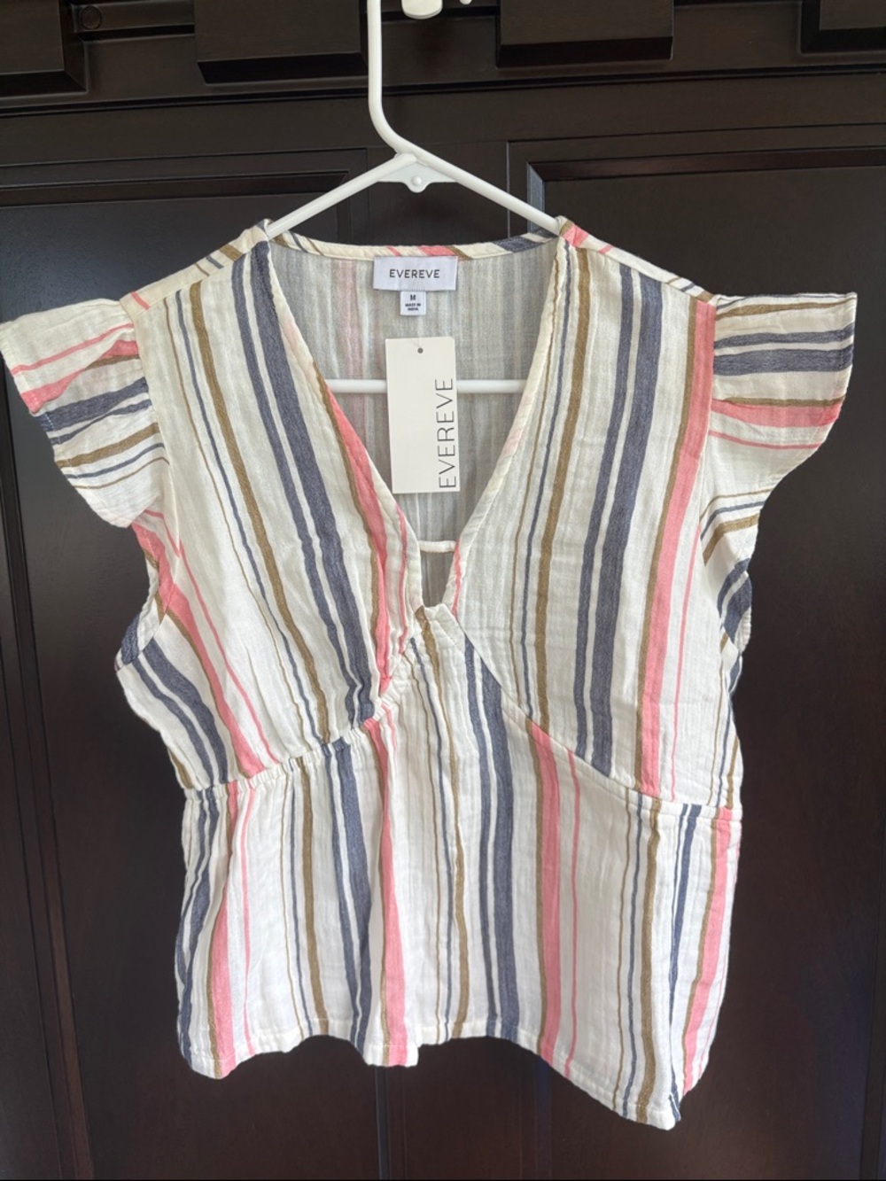 NWT EVEREVE Calla Gauze Flutter Sleeve Top Size Medium